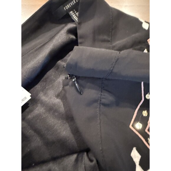 Black Sequin Stylish Side Zip Waist Shorts, Size L - Picture 8 of 8